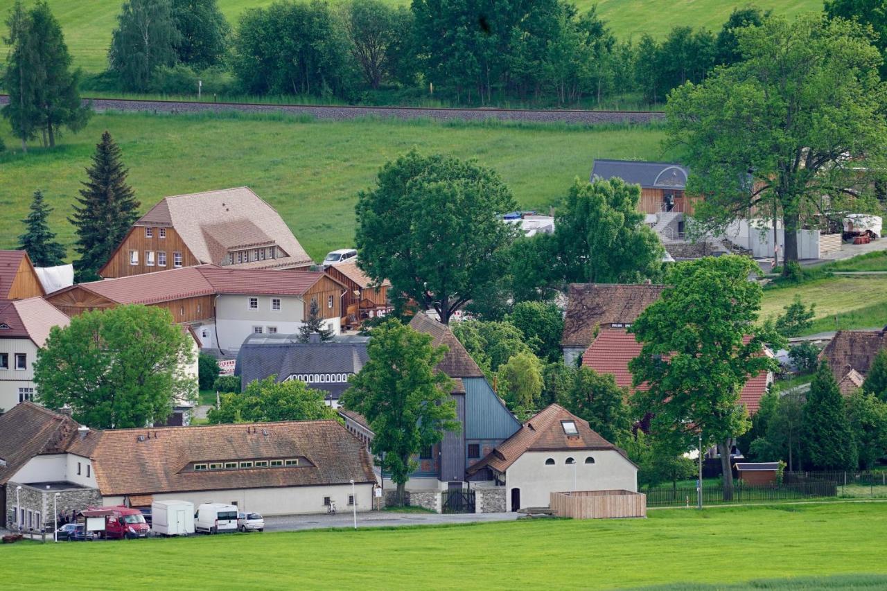 Familien- Und Apartmenthotel Lerchenberghof Walddorf  Exterior photo